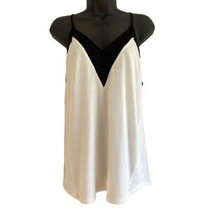 Women’s Express Ivory Black Lace Tank Medium